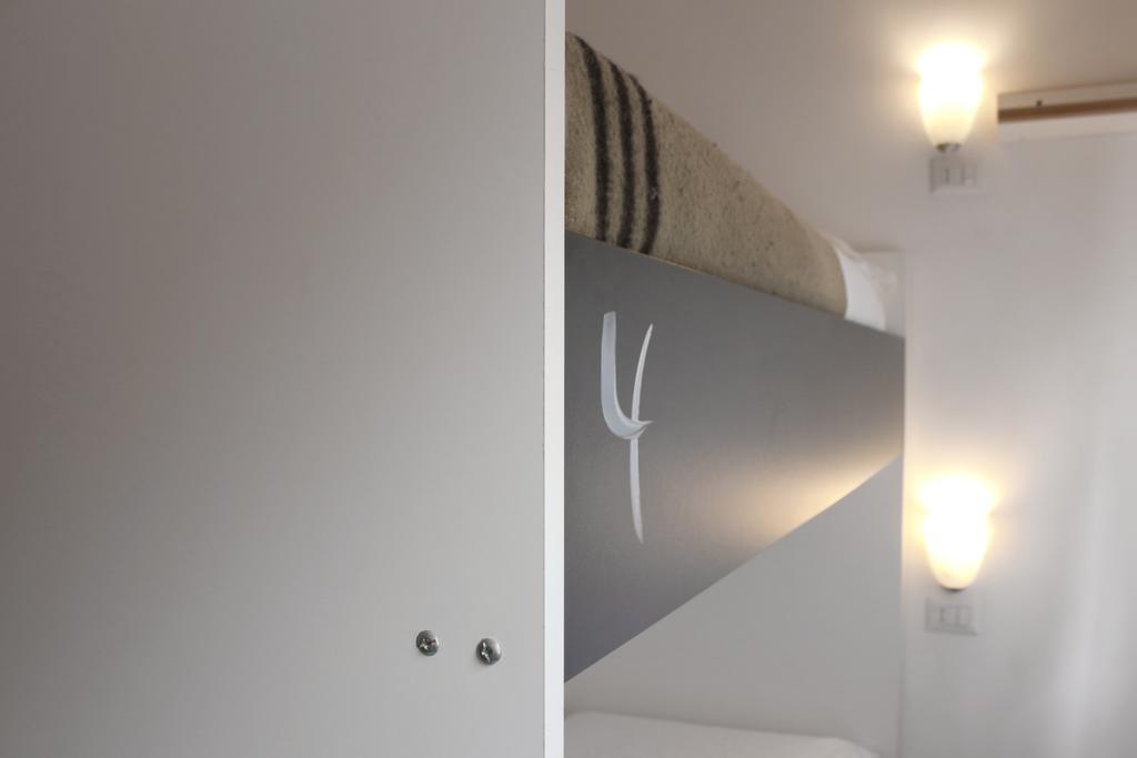 New Generation Hostel Milan Center Экстерьер фото