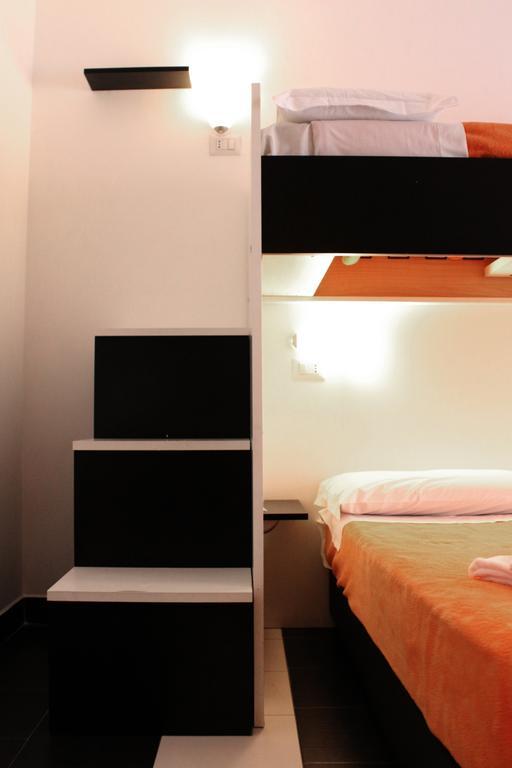 New Generation Hostel Milan Center Экстерьер фото