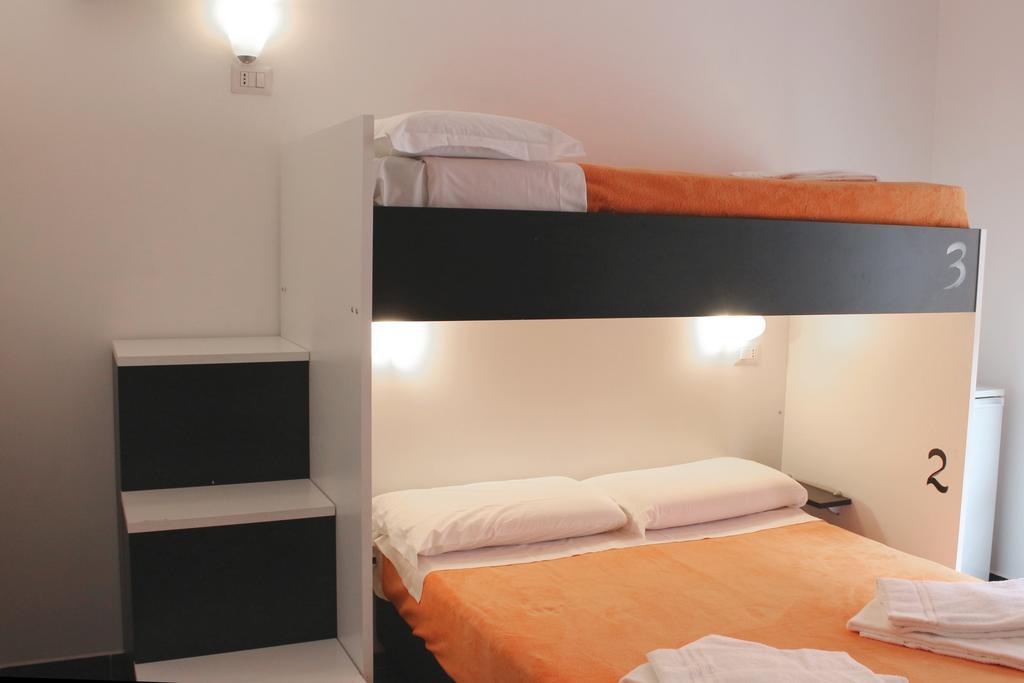 New Generation Hostel Milan Center Экстерьер фото