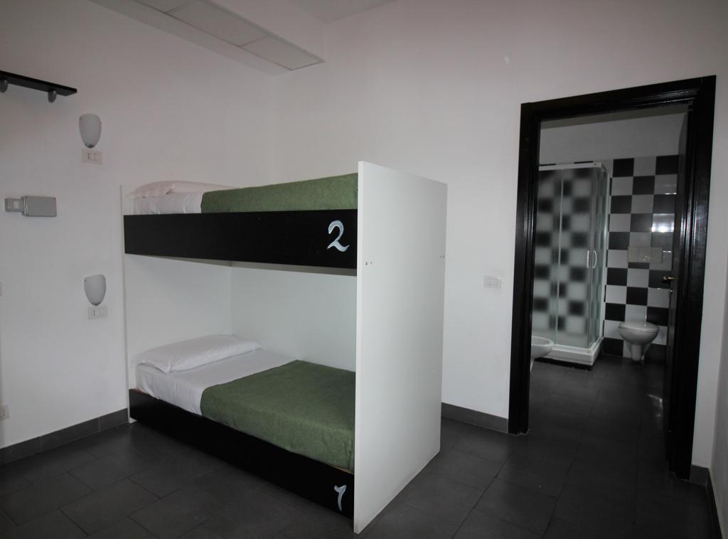 New Generation Hostel Milan Center Экстерьер фото